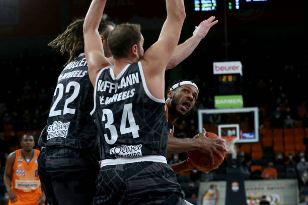 代表的是新 代表的是新