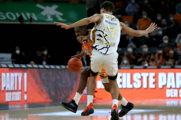 三球惨败 三球惨败