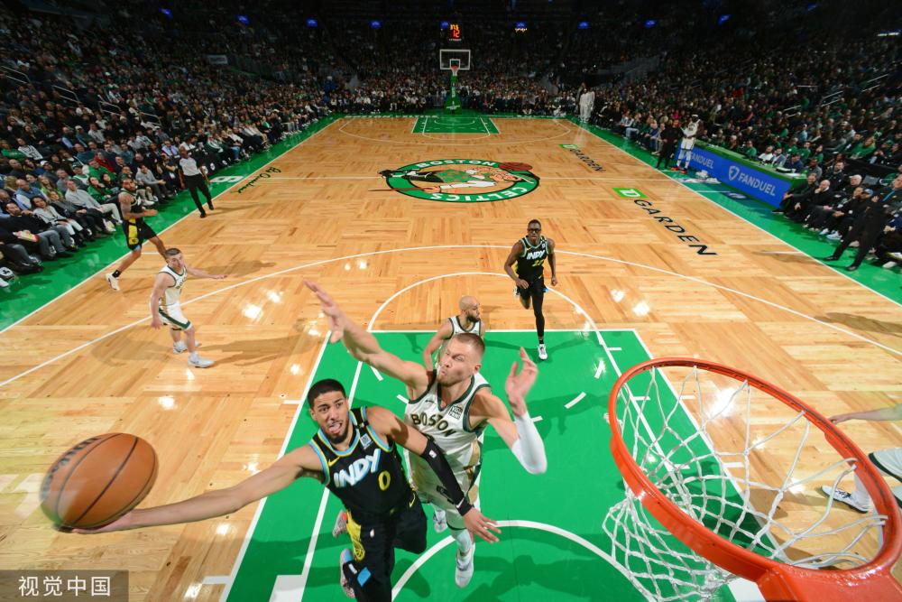 攻端的巨大 攻端的巨大