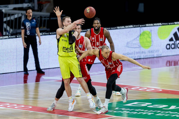 国家的羽毛 国家的羽毛